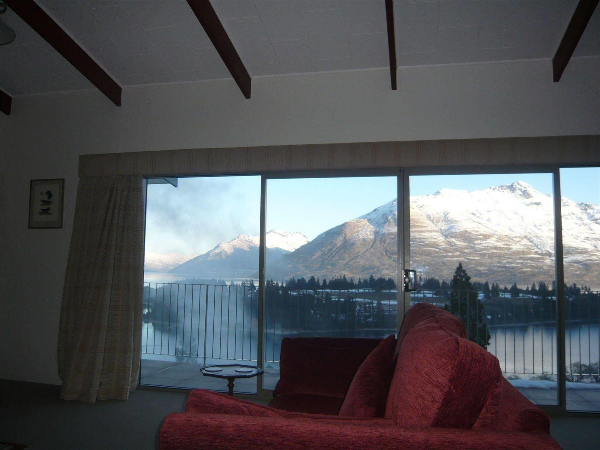 The B & B On The Hill Queenstown Buitenkant foto